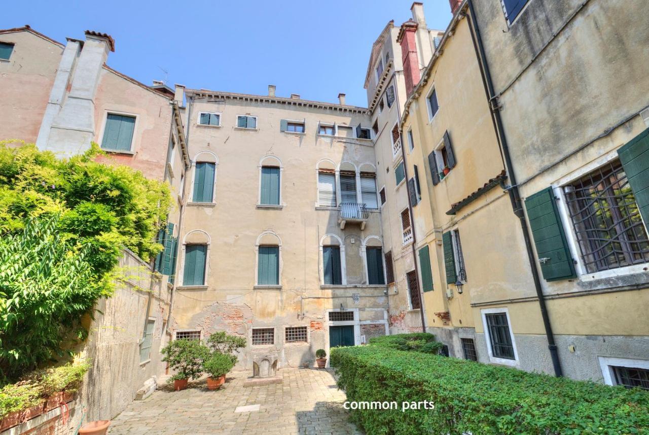 Tribuno Grand Canal Apartament *
